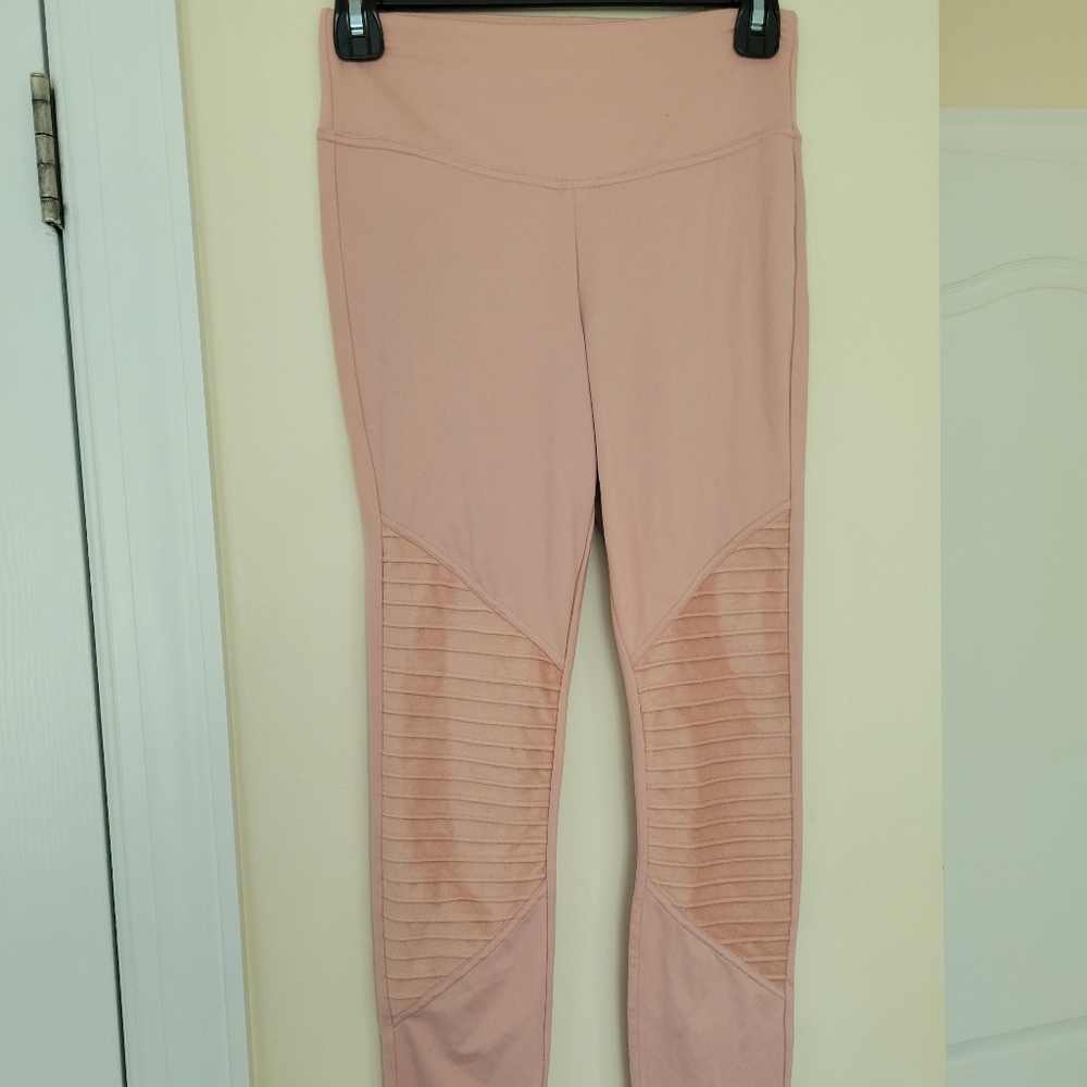 Size S light pink/nude leggings/yoga pants